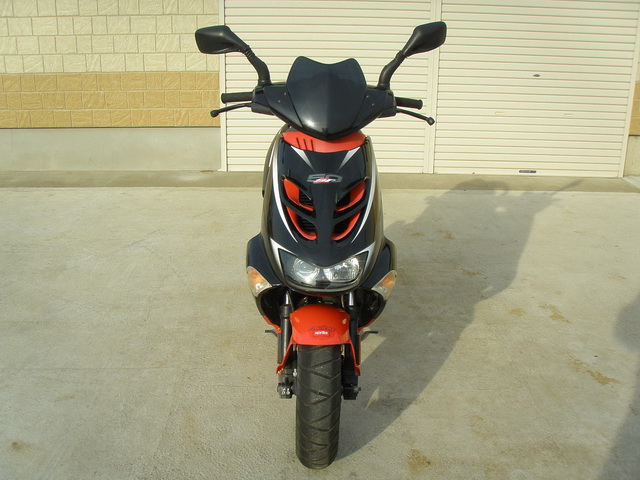 Купить мотоцикл Aprilia SR50 2000 фото 4